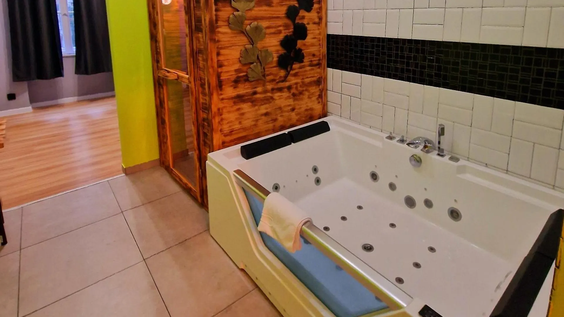 Apartment Apartamenty Toskania No.4 Jacuzzi & Sauna Poznan